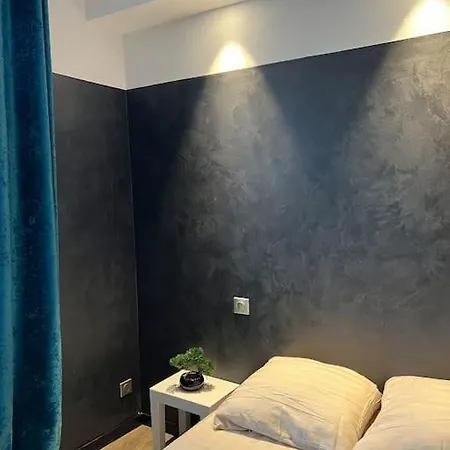 échec Et Mat Chic - Gare&hyper Centre * Angers