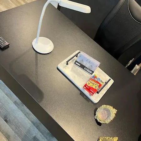 Echec Et Mat Chic - Gare & Hyper Centre 公寓